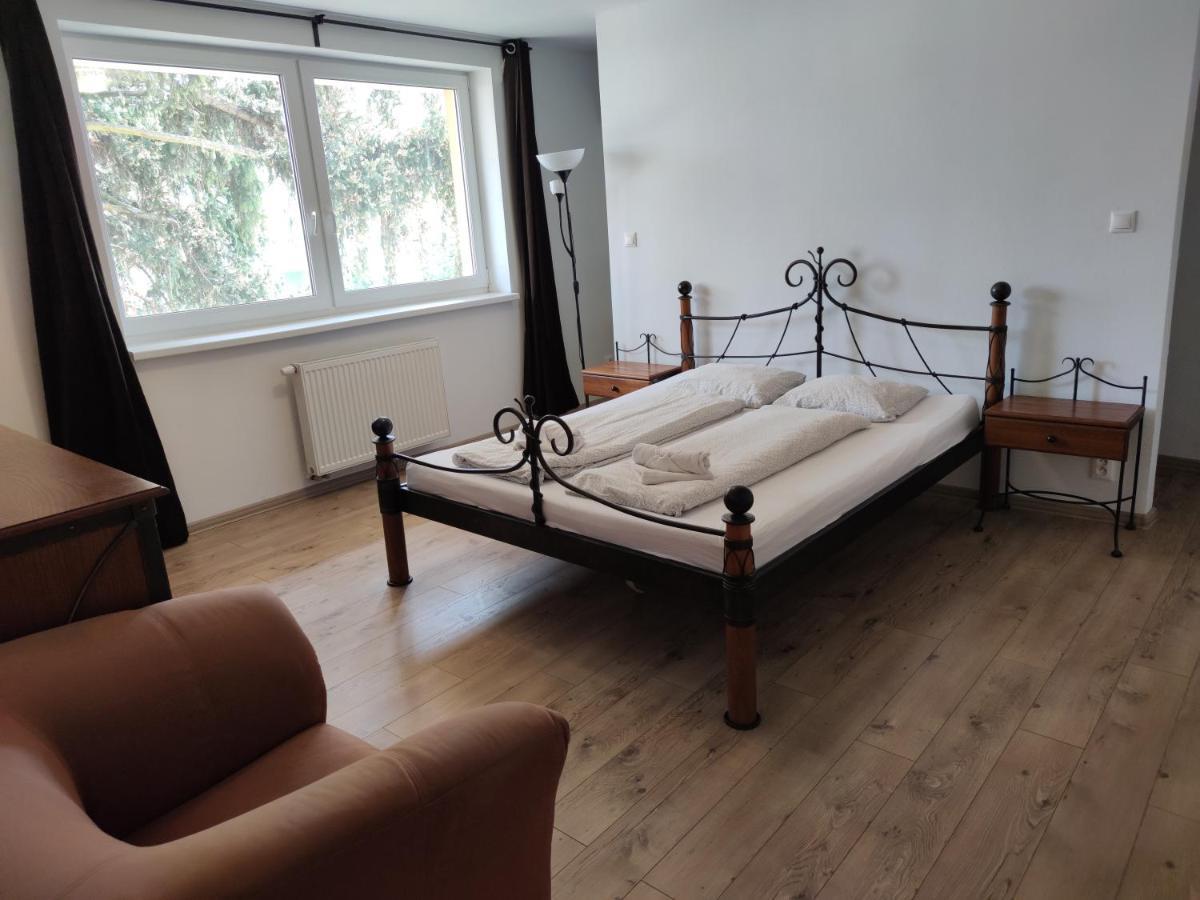 פישטני Attic Parkview Apartment מראה חיצוני תמונה